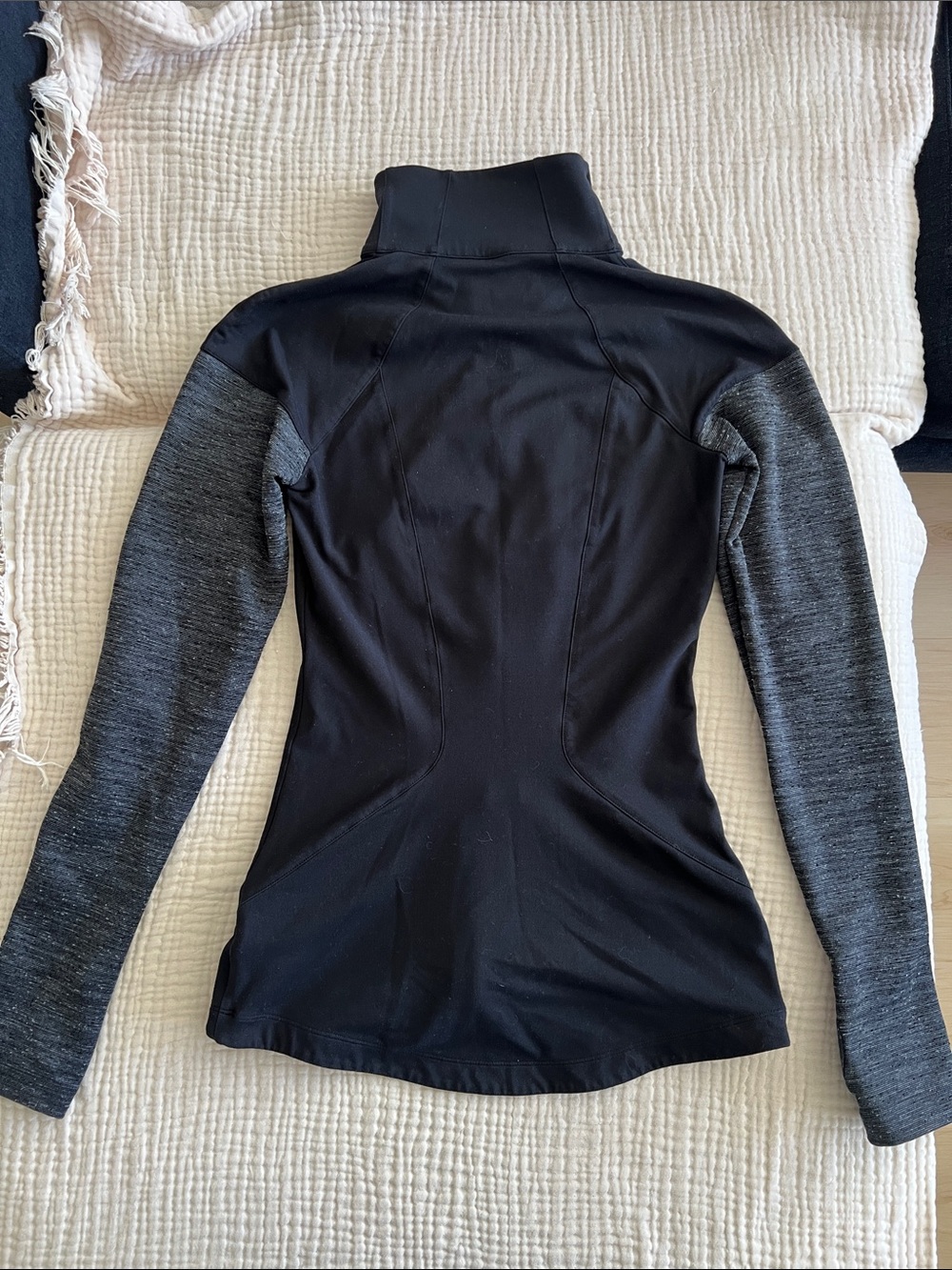 Under Armour Jacket with Charcoal Sleeves - Picture 3 of 14